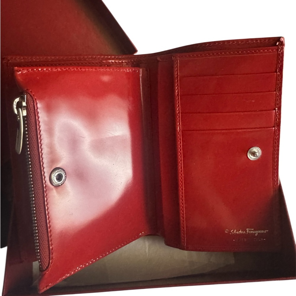Salvatore Ferragamo authentic Vibrant Red Wallet - Picture 2 of 12